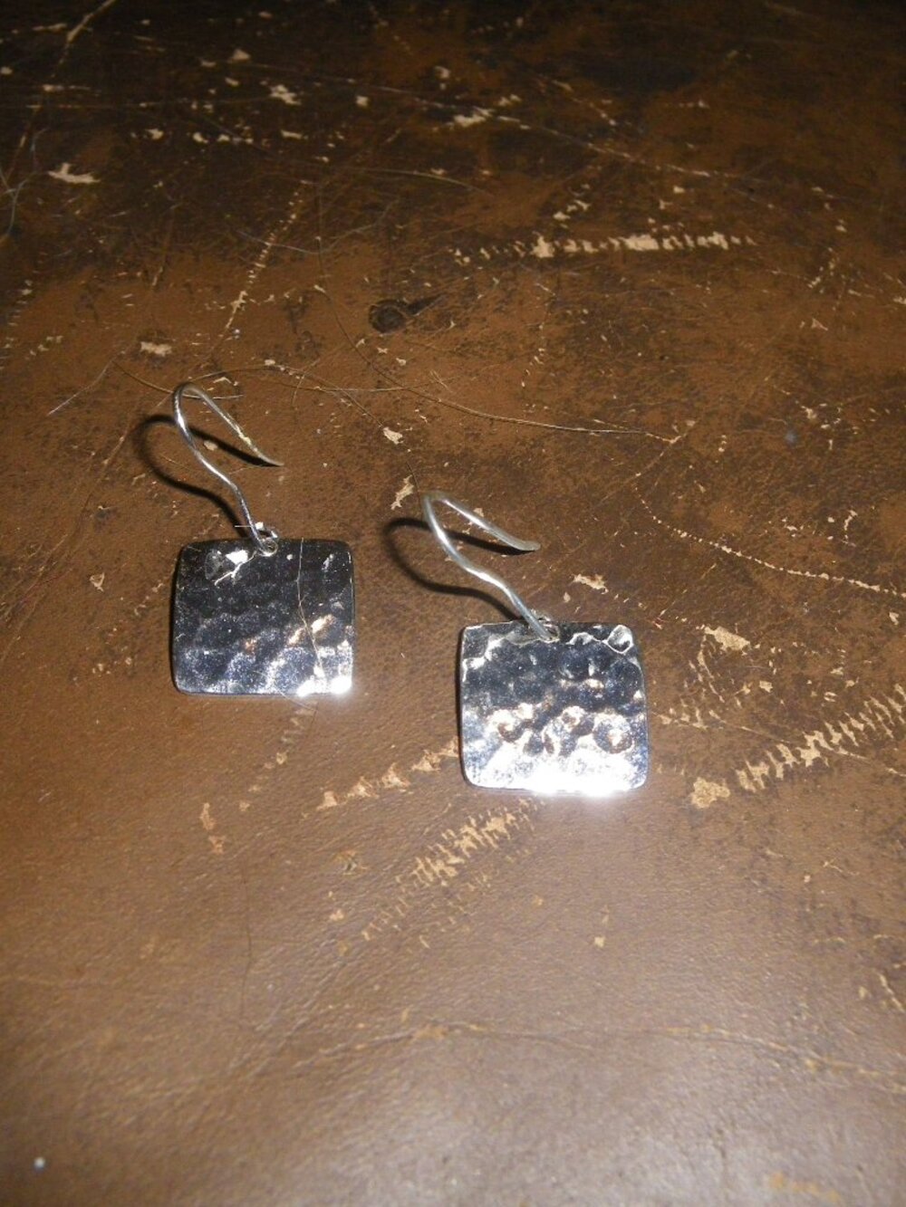 Women’s Sterling Silver Square Dangling Earring w/ Hammered Textured Finish